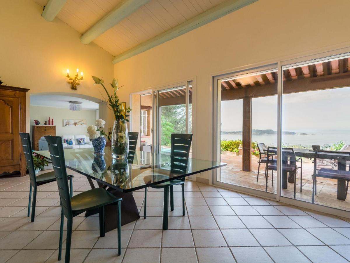 Вілла Pretty House With Sea View On The Hy Res Єр Номер фото